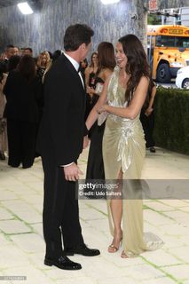 Sutton Foster feet photo 2