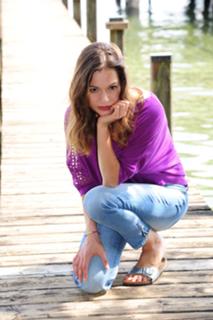 Suzan Anbeh feet photo 10