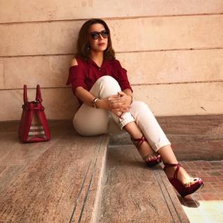 Suzan Najm Aldeen feet photo 8