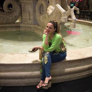 Suzan Najm Aldeen feet photo 14
