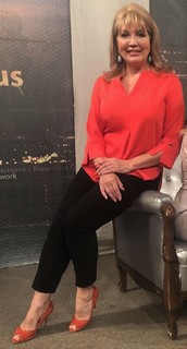 Suzana Mancic feet photo 4