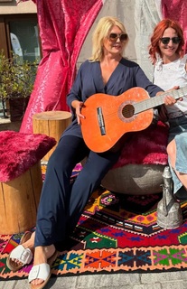 Suzana Mancic feet photo 9