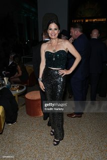 Suzanne Cryer feet photo 8