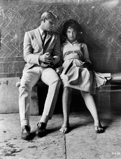 Suzanne Pleshette feet photo thumbnail