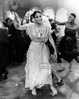 Suzanne Pleshette feet photo thumbnail