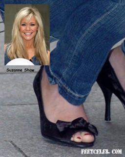 Suzanne Shaw feet photo 1