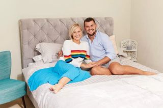 Suzanne Shaw feet photo 7