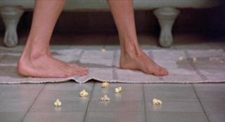 Suzanne Snyder feet photo 3