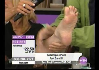 Suzanne Somers feet photo thumbnail