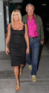 Suzanne Somers feet photo thumbnail