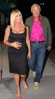Suzanne Somers feet photo thumbnail