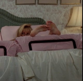 Suzanne Somers feet photo thumbnail