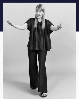 Suzanne Vega feet photo 1