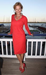 Suzanne von Borsody feet photo thumbnail