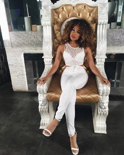 Suzette James feet photo 9