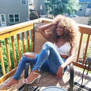 Suzette James feet photo 7