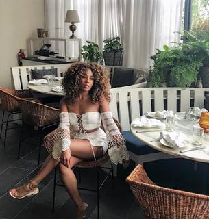 Suzette James feet photo 20