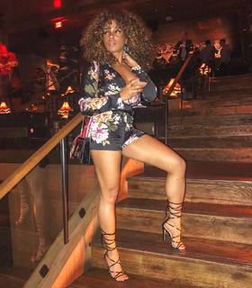 Suzette James feet photo 18