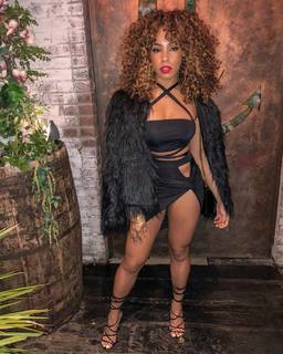 Suzette James feet photo 7