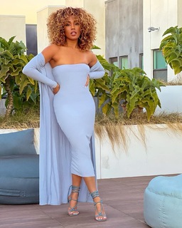 Suzette James feet photo 17