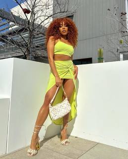 Suzette James feet photo 5