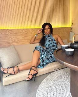 Suzette James feet photo 19