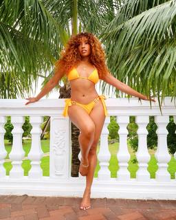 Suzette James feet photo 8
