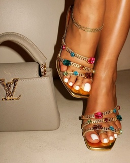 Suzette James feet photo 2