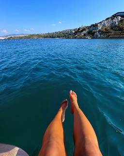 Suzette James feet photo 12