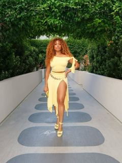 Suzette James feet photo 16