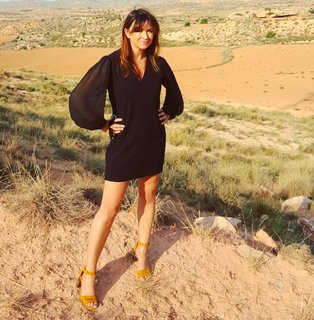 Suzi Perry feet photo thumbnail