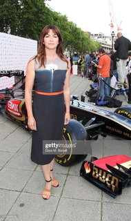 Suzi Perry feet photo thumbnail