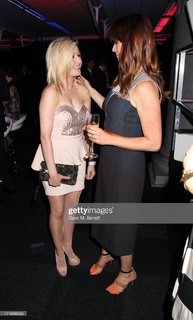 Suzi Perry feet photo thumbnail