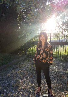 Suzi Perry feet photo thumbnail