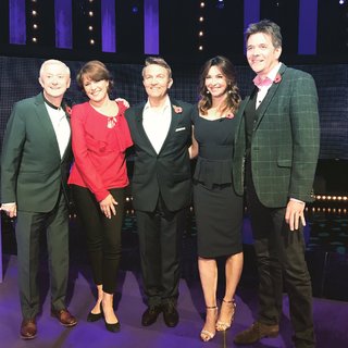 Suzi Perry feet photo thumbnail