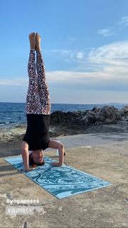 Suzi Perry feet photo thumbnail