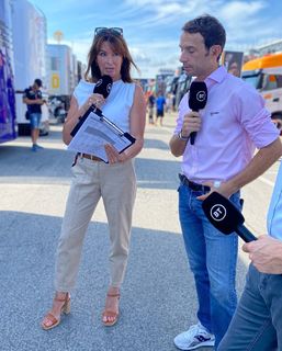 Suzi Perry feet photo thumbnail