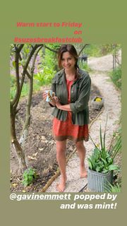 Suzi Perry feet photo thumbnail