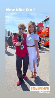 Suzi Perry feet photo thumbnail