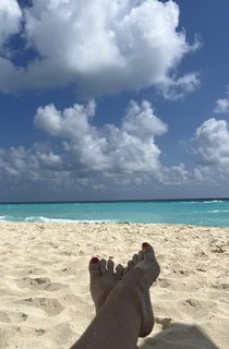 Suzi Perry feet photo thumbnail