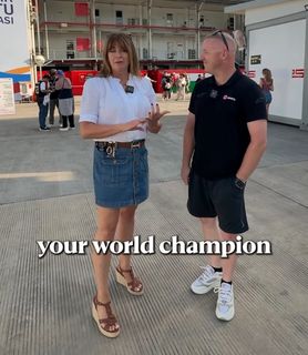 Suzi Perry feet photo thumbnail