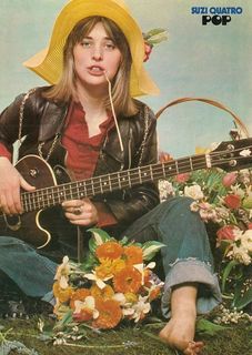 Suzi Quatro feet photo 3