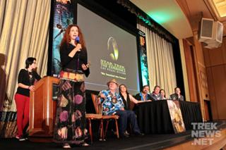 Suzie Plakson feet photo 6