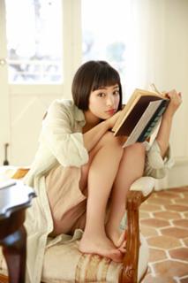 Suzu Hirose feet photo 20