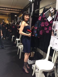 Suzu Hirose feet photo 17