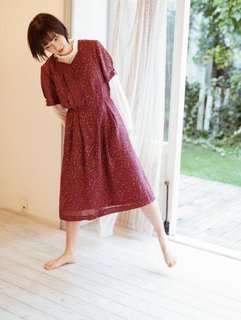 Suzu Hirose feet photo 7