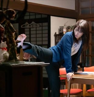 Suzu Hirose feet photo 6