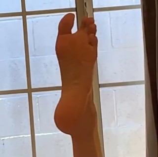 Suzuka feet photo 19