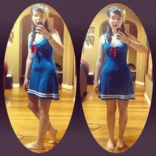 Suzy Berhow feet photo thumbnail