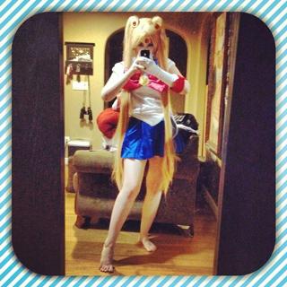 Suzy Berhow feet photo thumbnail